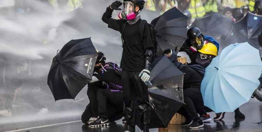 Lupta pentru democraţie în Hong Kong continuă