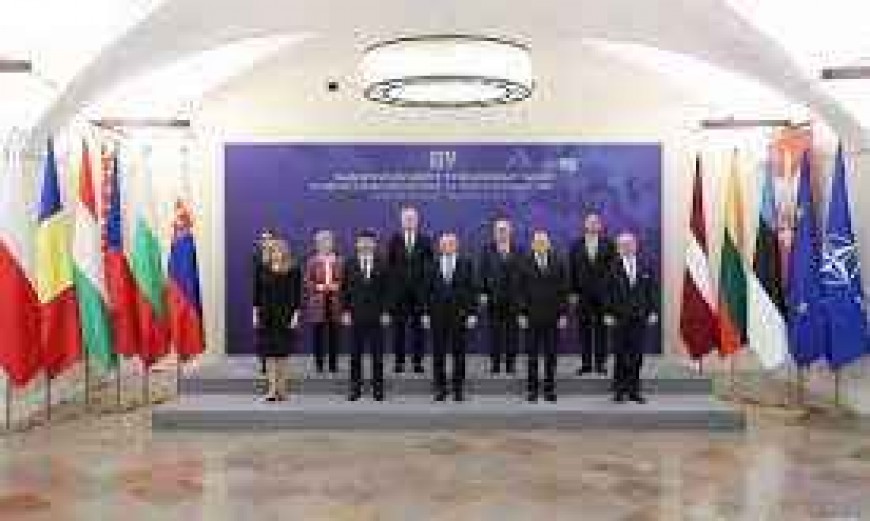 Summitul B9 de la Varșovia